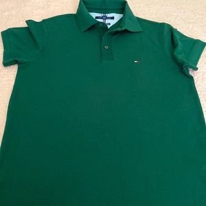 Green short sleeve T shirt color green brand new unisex